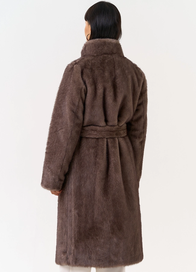 Женская шуба из эко меха с воротником стойкой модель № 31256 универмаг малина