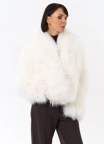 Белая шуба из ламы