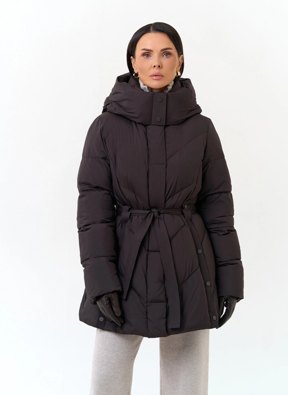 Женский пуховик с поясом фото