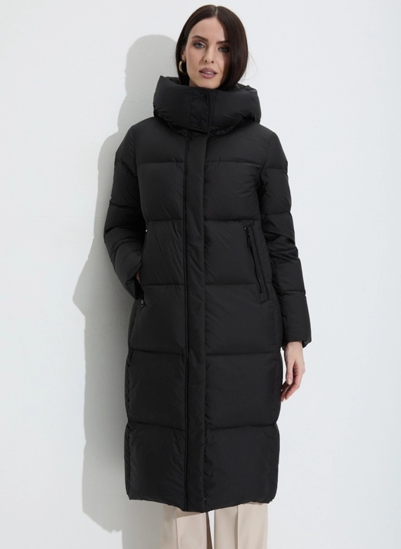 Женский пуховик с капюшоном фото