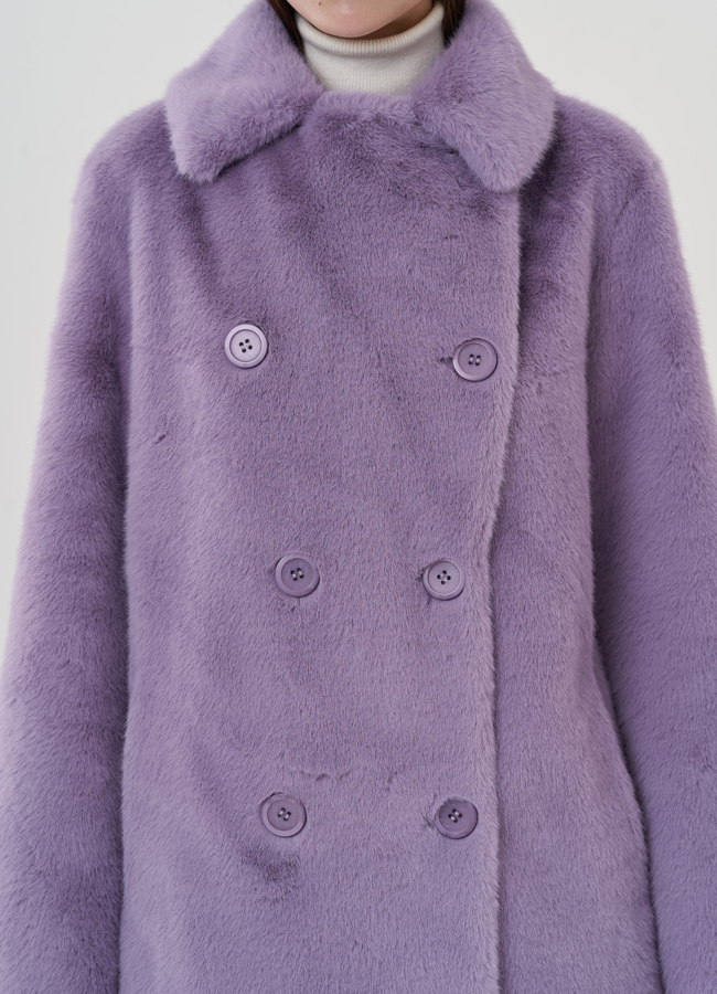 Женское пальто из эко меха на пуговицах модель № 25741 в кредит