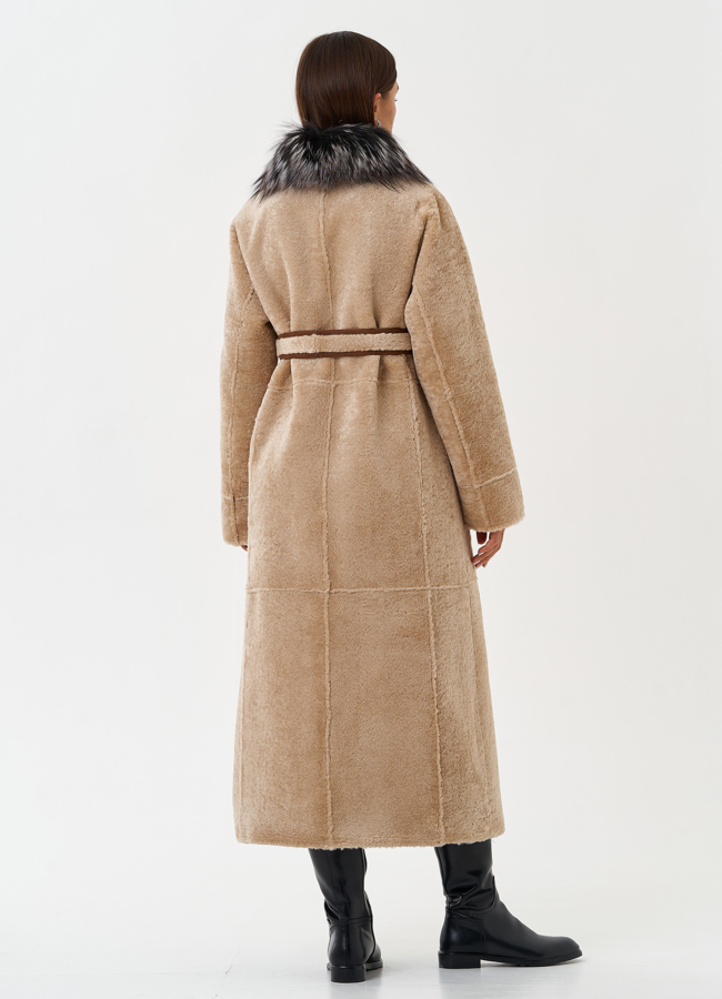 Двухсторонняя дубленка из эко кожи с мехом енота модель № 28562 универмаг малина