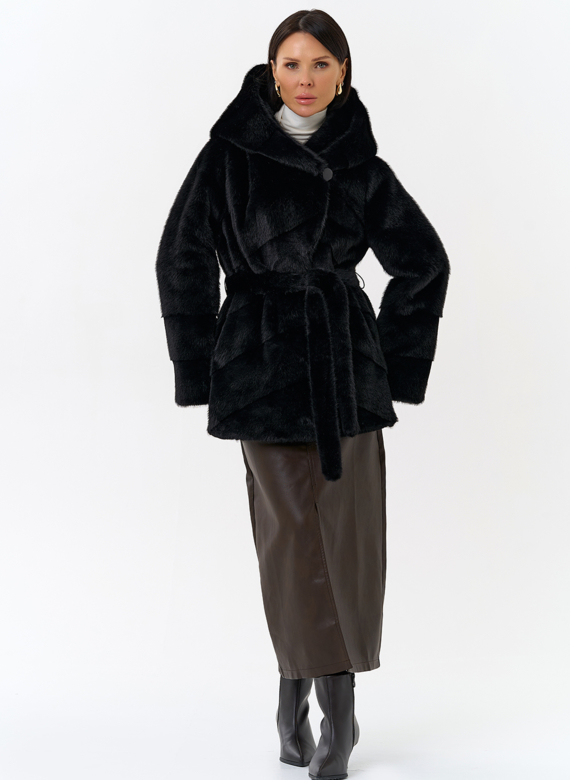 Женская шуба из эко меха с капюшоном
