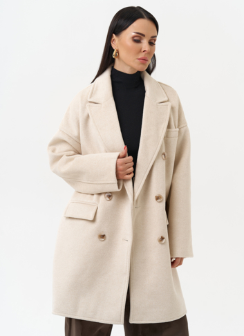 Женское укороченное пальто с поясом