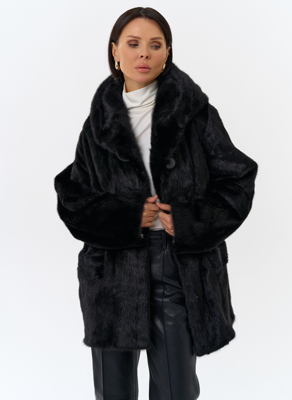 Шуба из меха норки с капюшоном
