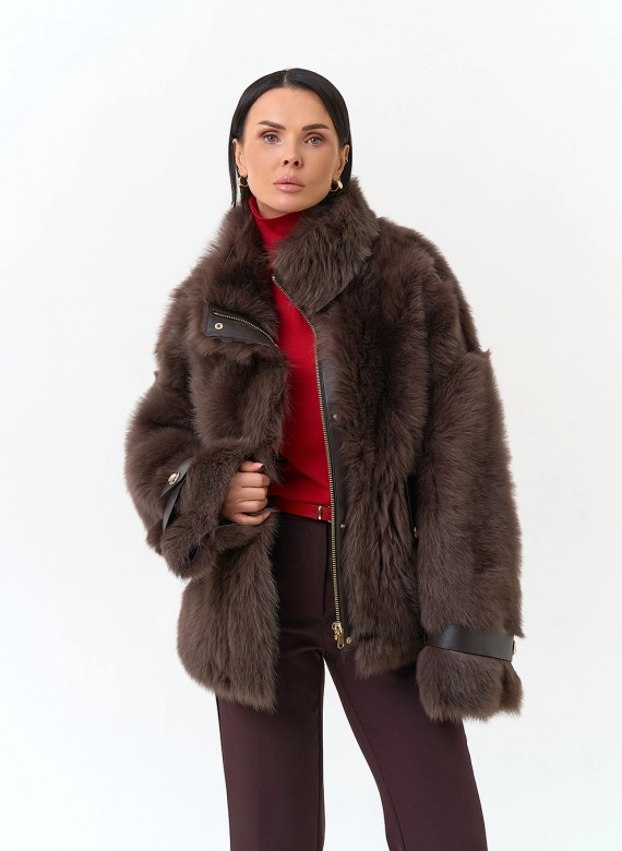Женская дубленка с воротником стойкой фото