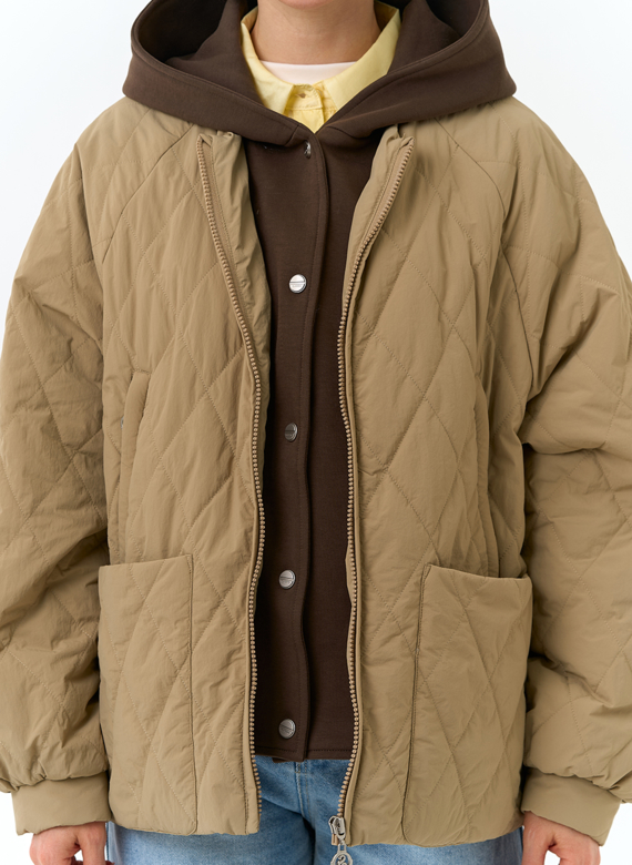 Женская куртка с трикотажным капюшоном