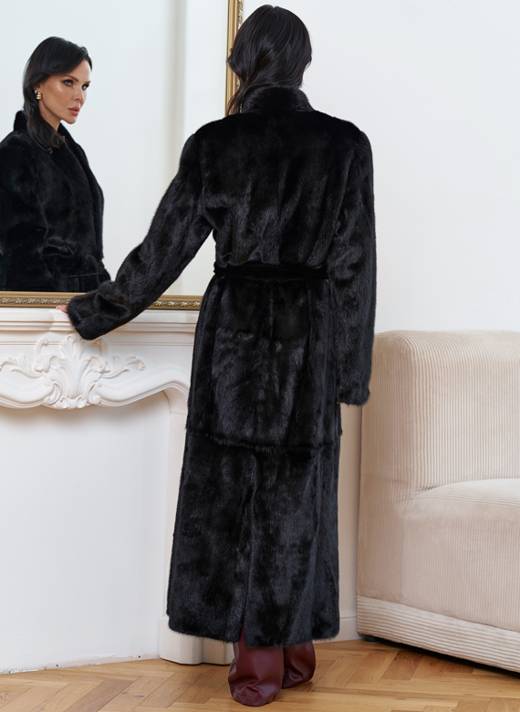 Женская длинная шуба из меха норки