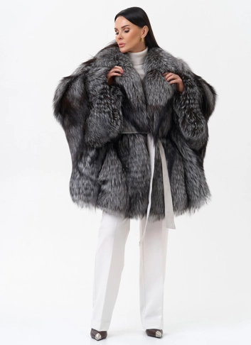 Шуба из чернобурой лисы