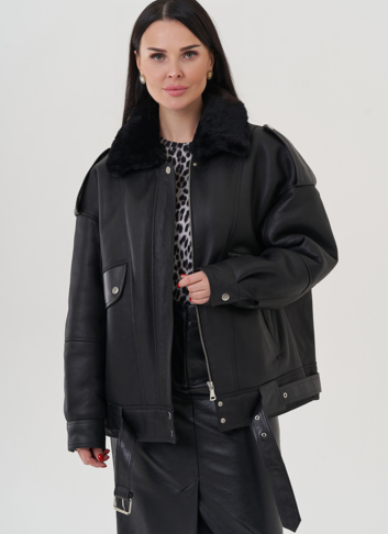 Женская дубленка черного цвета 