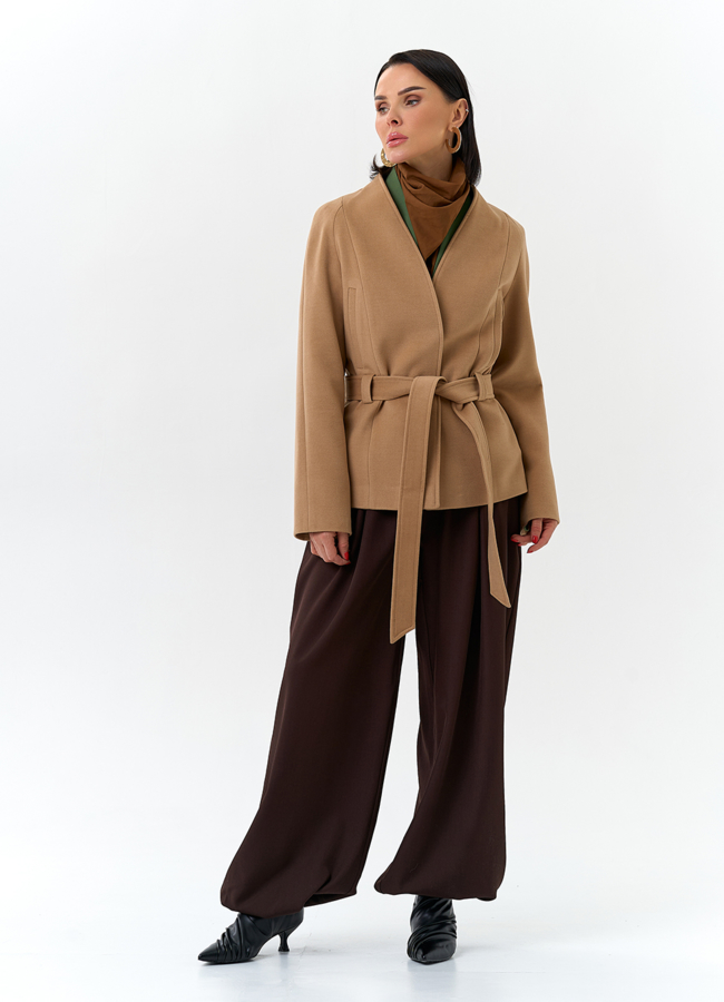 Женское укороченное пальто с поясом модель № 32687 в рассрочку