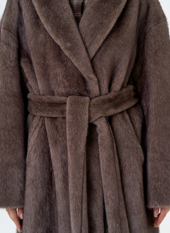 Женская шуба из эко меха с воротником шаль