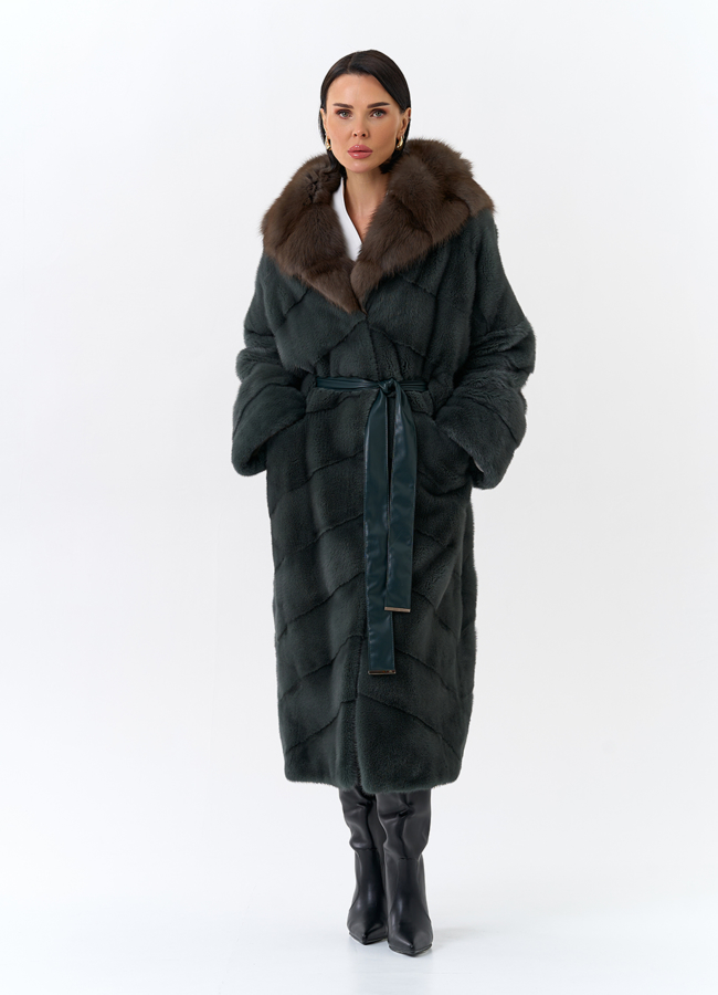 Шуба из меха норки с капюшоном из меха куницы модель № 31966 универмаг малина