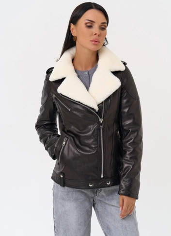 Утепленная кожаная куртка с мехом